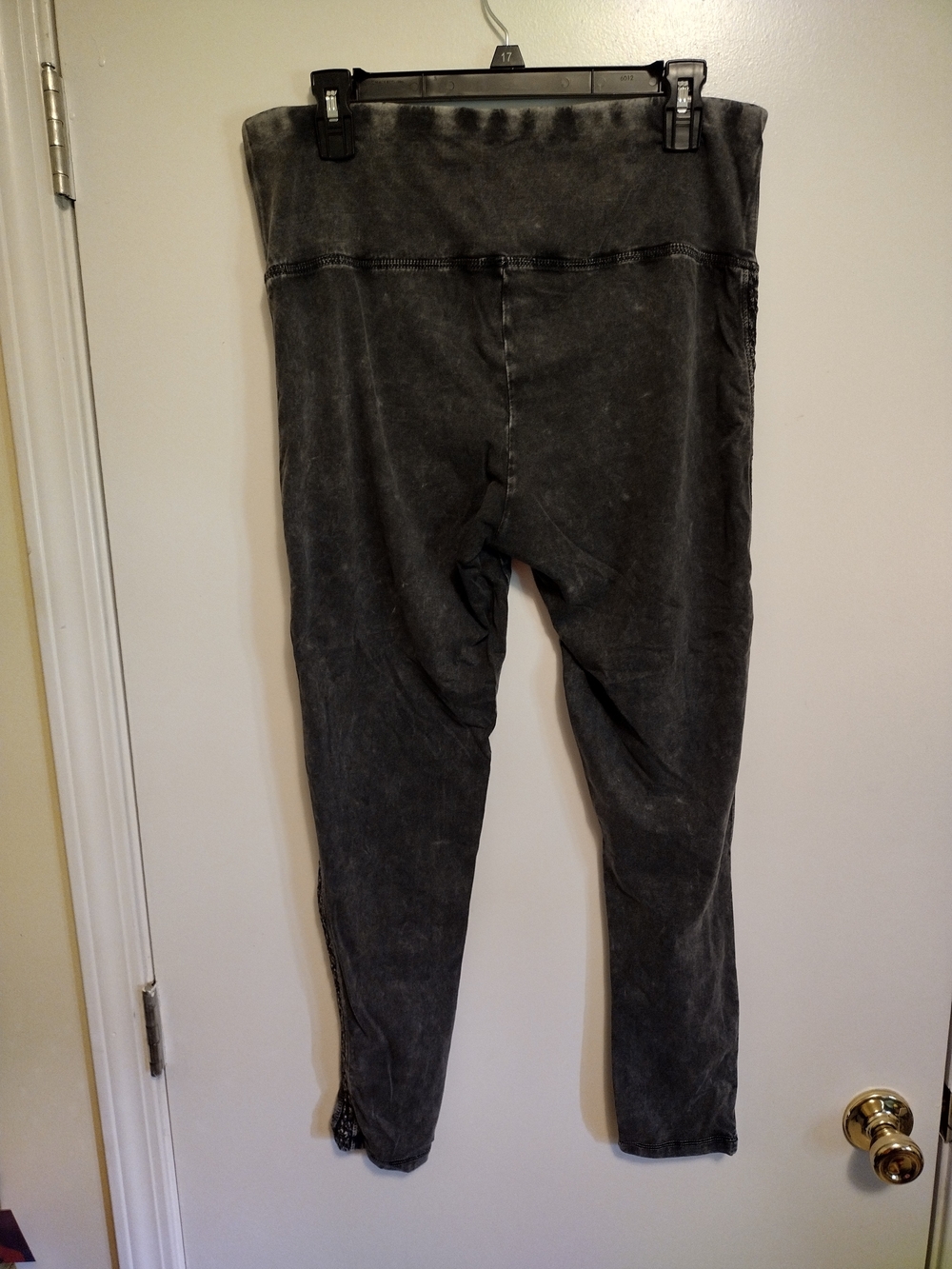 Washed Black High-Waist Leggings - Picture 4 of 5
